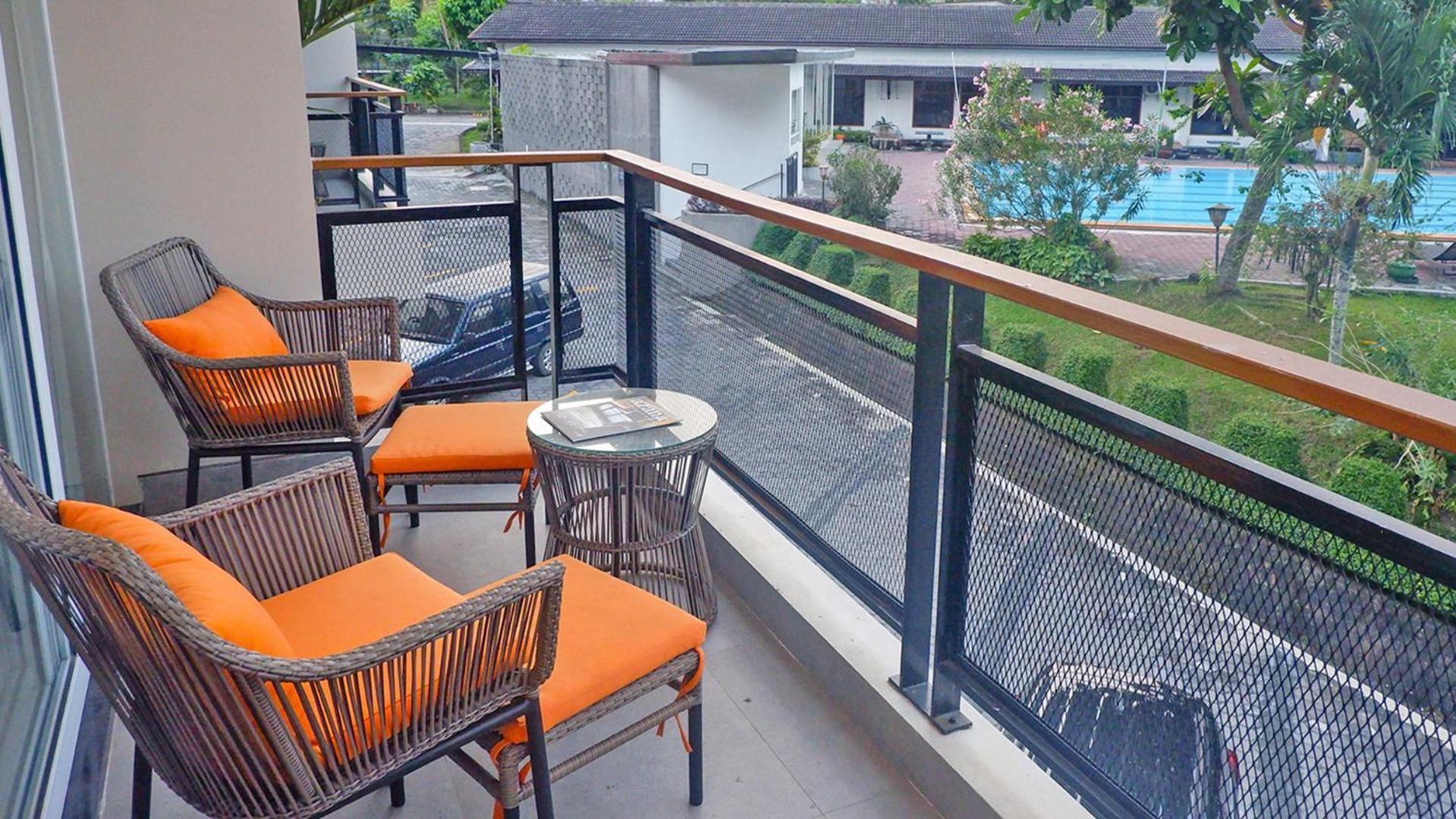 Front One Resort Magelang Exterior photo