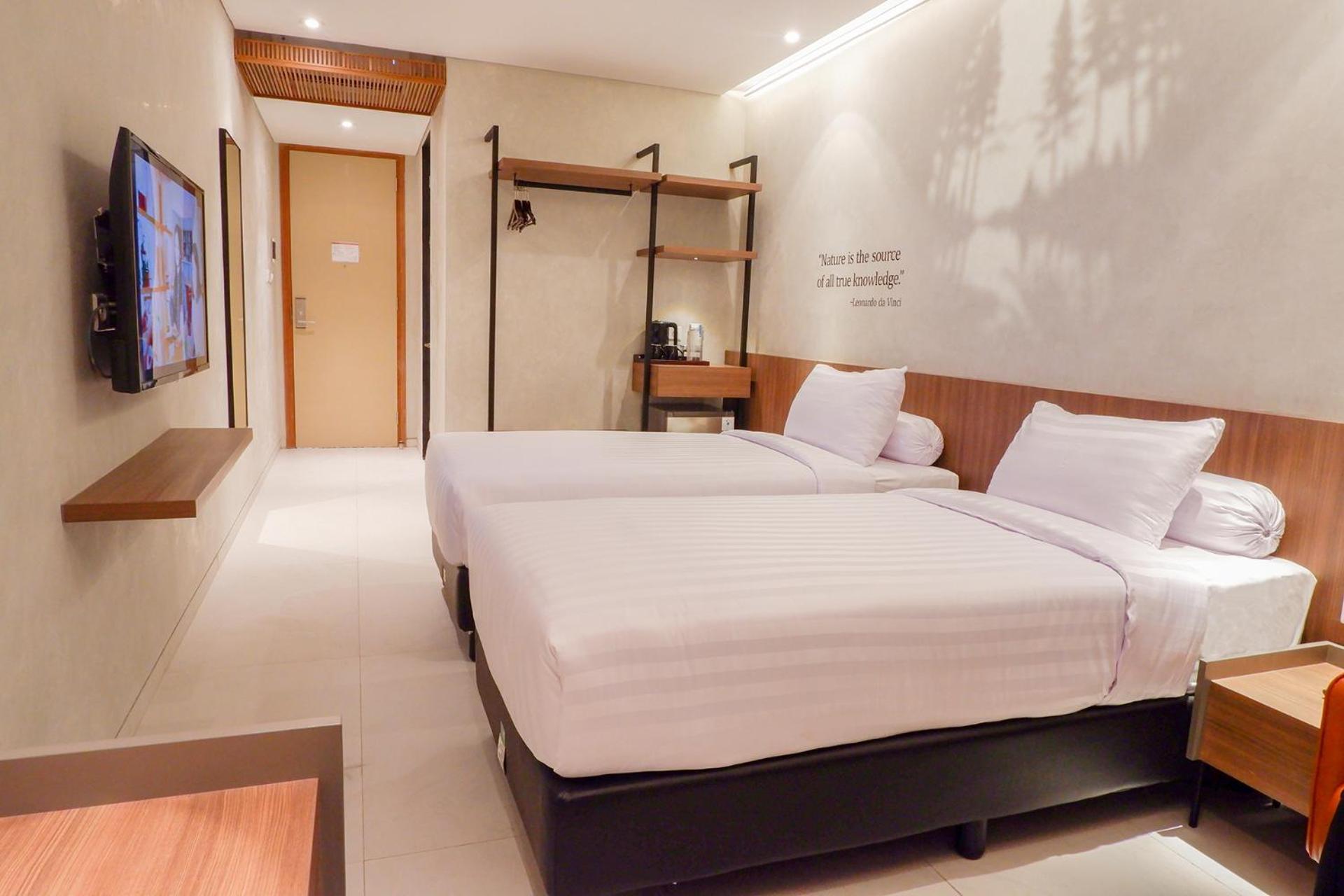 Front One Resort Magelang Exterior photo